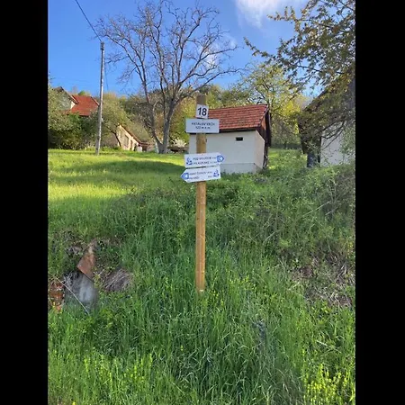 Chalet Detska - Cozy Retreat Near The Forest *