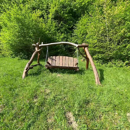 Detska - Cozy Retreat Near The Forest Zupkov