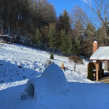 Chalet Detska - Cozy Retreat Near The Forest