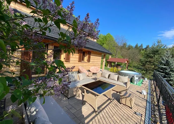 Detska - Cozy Retreat Near The Forest Zupkov